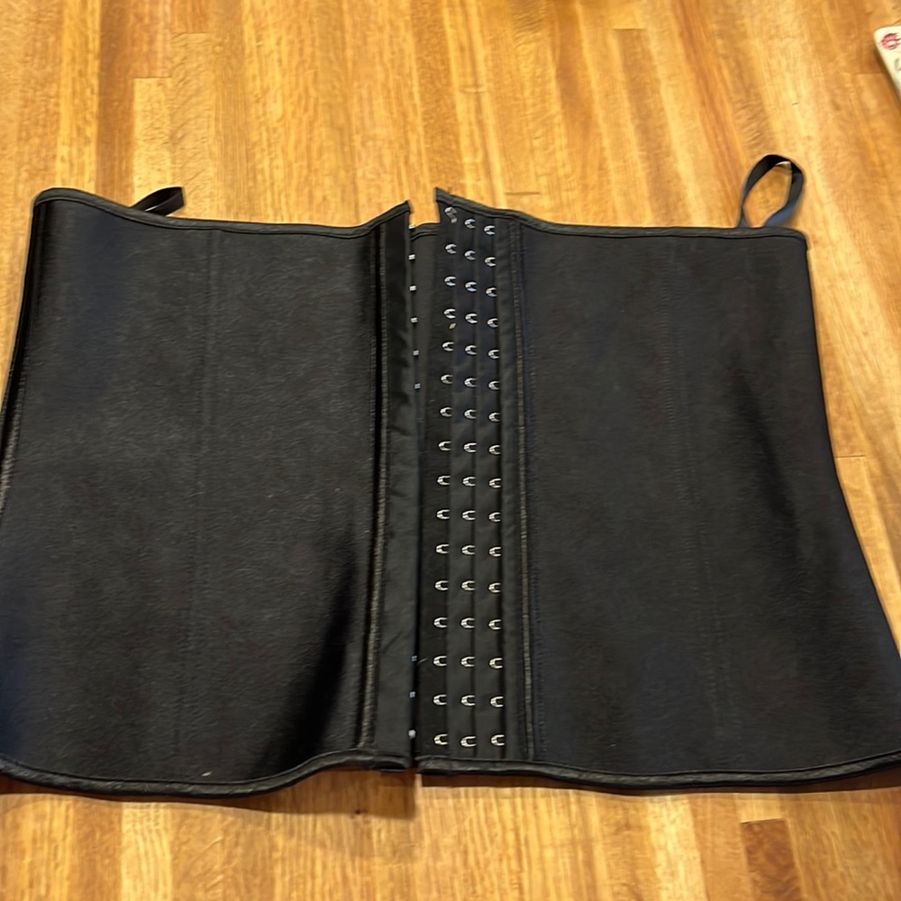 Black XXL Waist trainer
